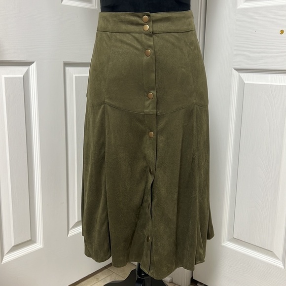 Easel los angeles army green skirt - Picture 2 of 6